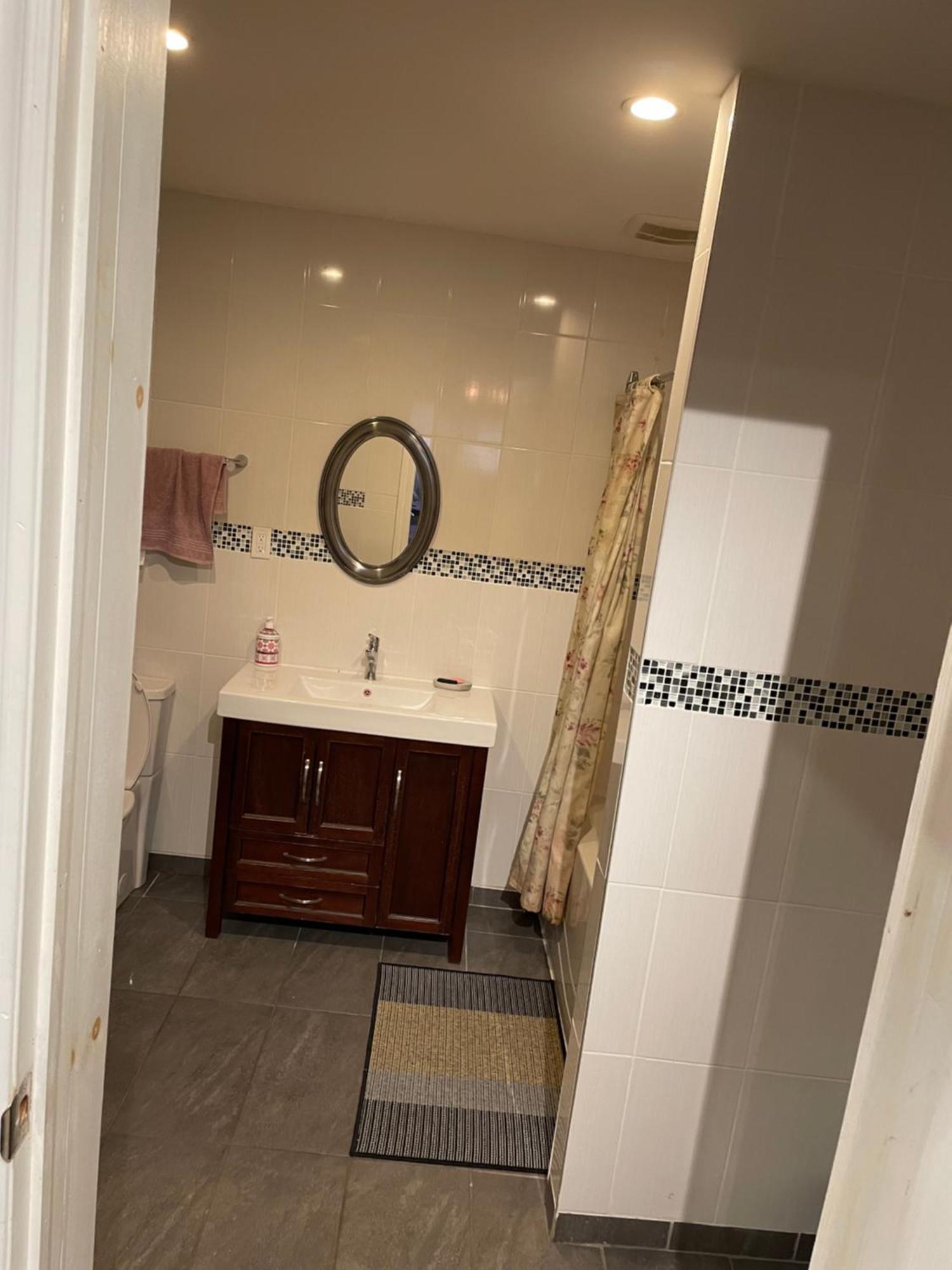 Self Service Small Breakfast, 2 Double Beds Private Room Montreal Exterior foto
